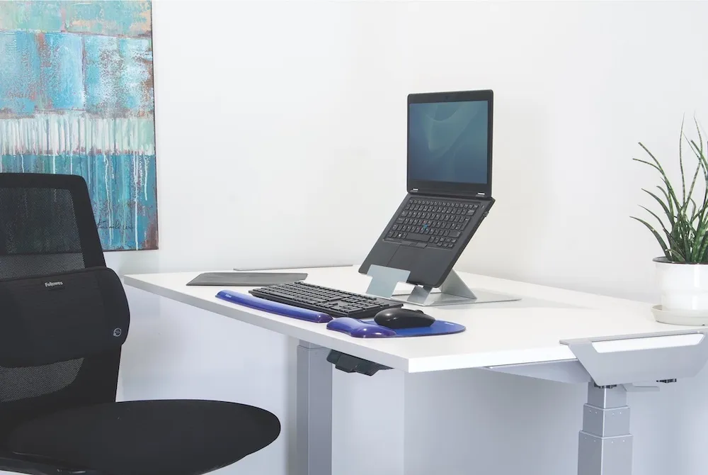 Dlaczego podkładka pod laptop jest tak ważna?